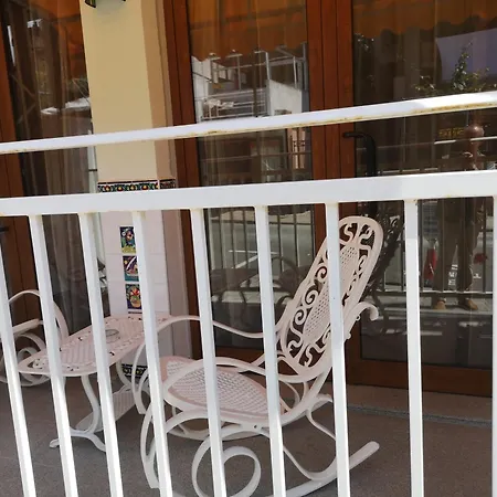 Πανσιόν Mgm *